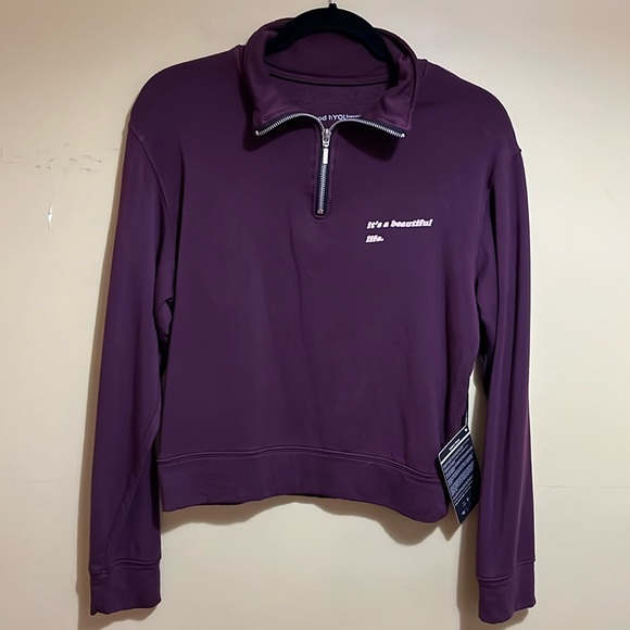 NWT good hYOUman It's a Beautiful Life Sweatshirt - Burgundy - XS - Picture 4 of 7